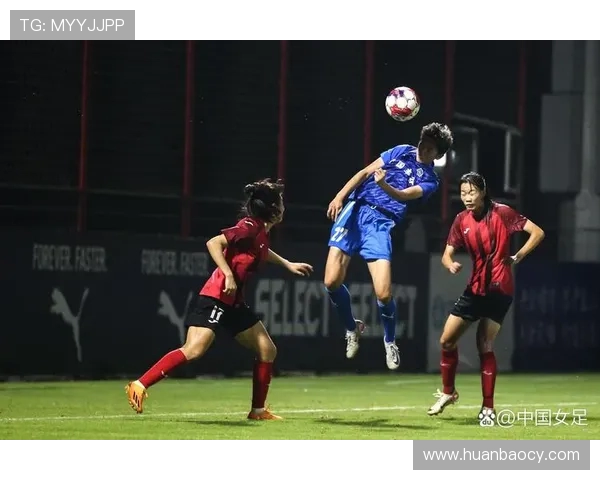 女超联赛精彩对决上海女足迎战江大球队全力争胜