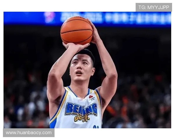 翟晓川：从篮球场上的拼搏者到生活中的多面手，展现不一样的精彩人生